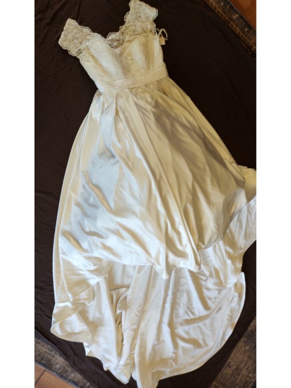 Sunni Rene Designer Wedding Dress Satin Lace Gown With Matching 90" Veil Set
